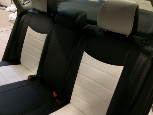 Авточехлы на Volkswagen Polo Авточехлы на Volkswagen Polo